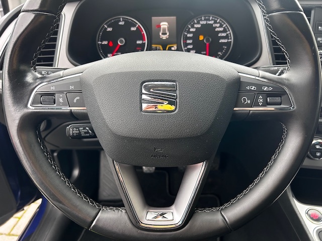 Seat Leon ST 2.0 TDi Xcellence, 2018, LED, navi, kamera - 13