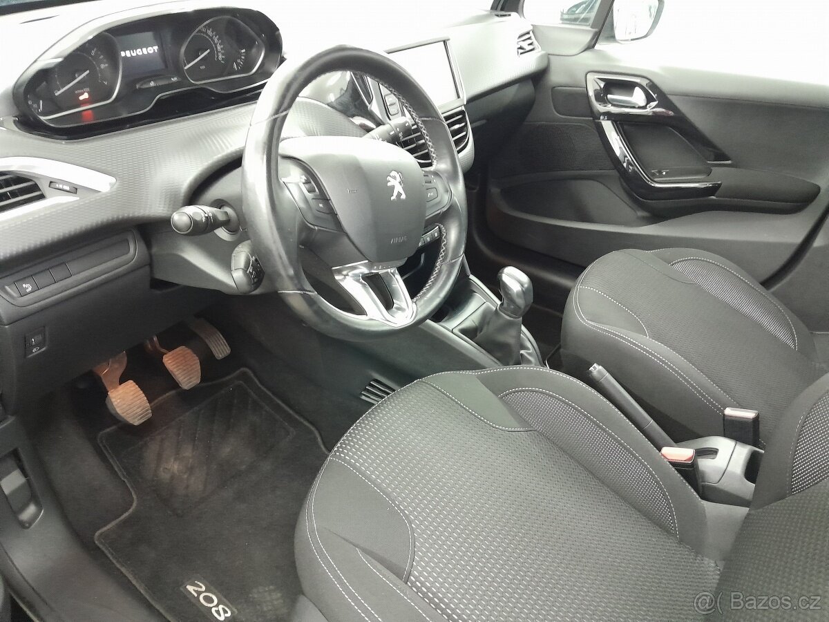 Peugeot 208 1,2 PURETECH - 13