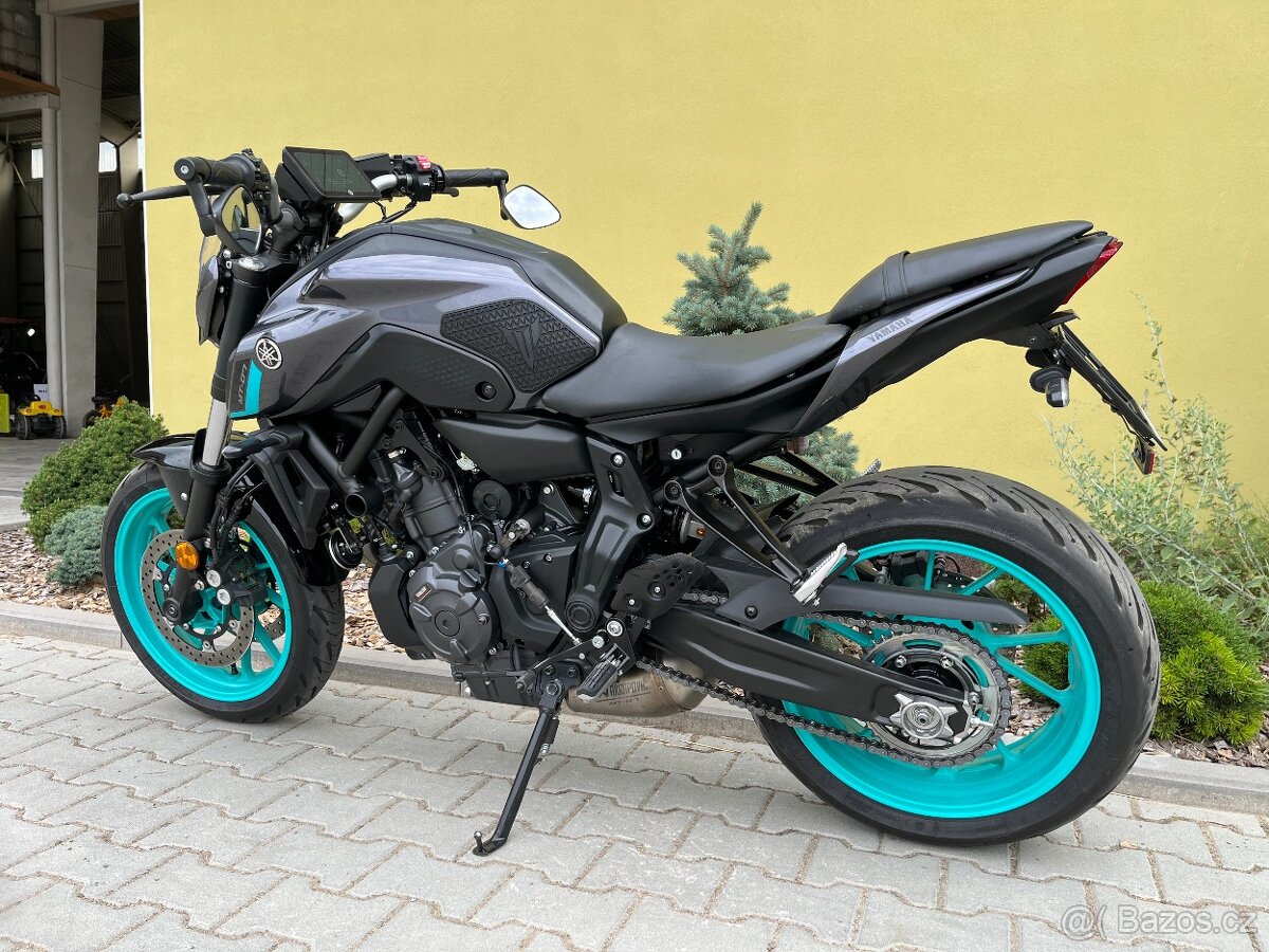 Yamaha MT-07 AKRAPOVIC - 13
