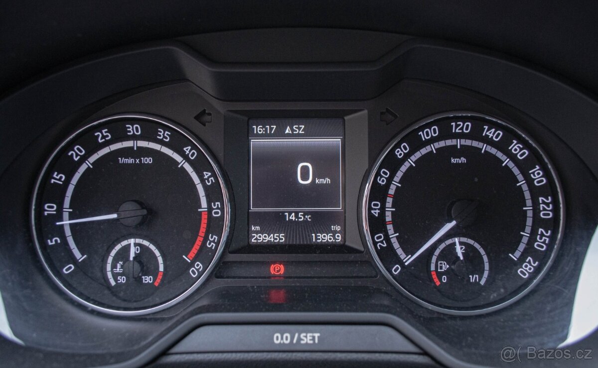 Škoda Octavia 3 Combi 2.0 TDI DPF RS - 13