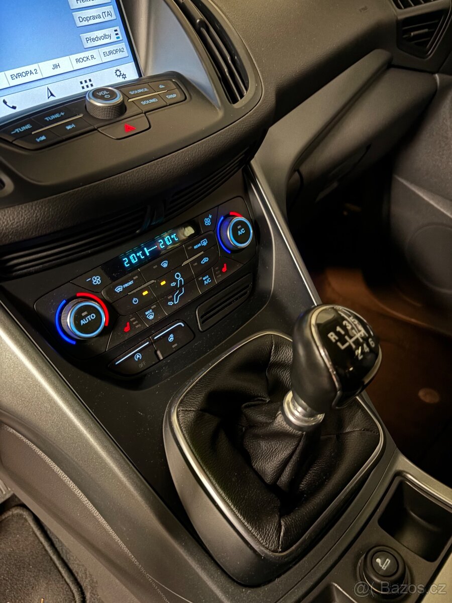 FORD KUGA 2.0TDCI 110KW COOL & CONNECT 91 tis. Km, 2017 - 13