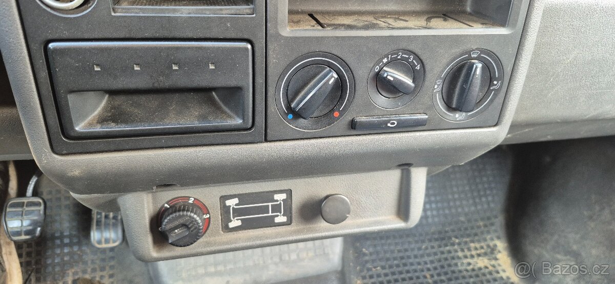 Vw t4 2 5tdi 75kw 4x4 synchro - 13