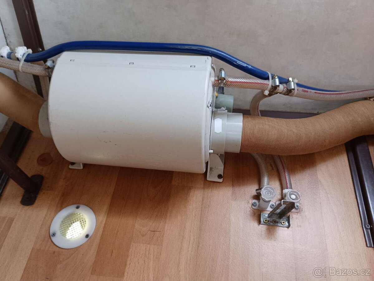 WILK pro 4. Mover. Pevné postele. Rok 2002. 100km/h - 13