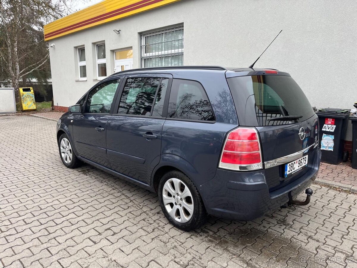Opel Zafira B 2.2i benzín, 110kW - 13