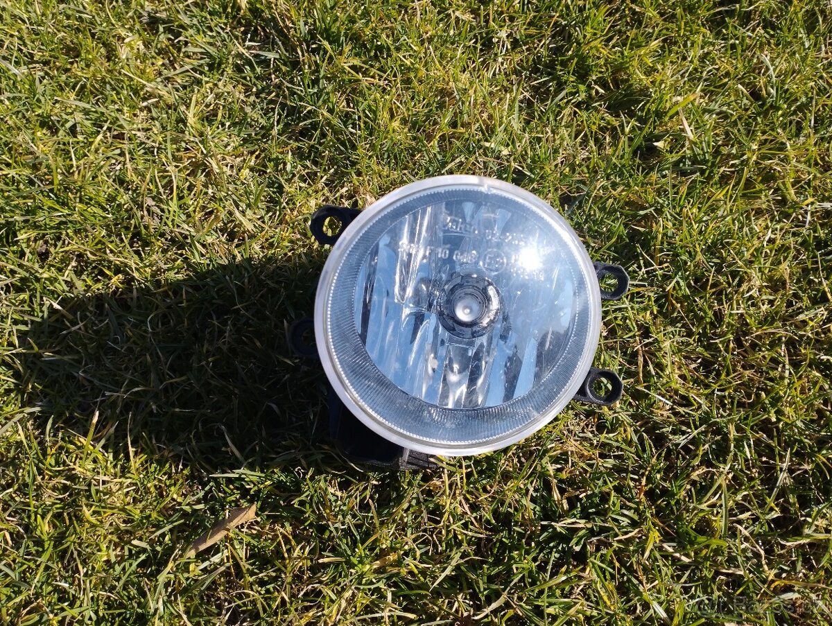 Toyota YARIS 2014- - 13