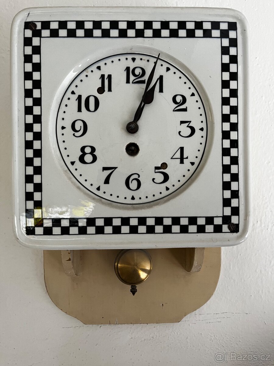 Kuchyňské nástěnné porcelanove, drevene a kovove hodiny - 13