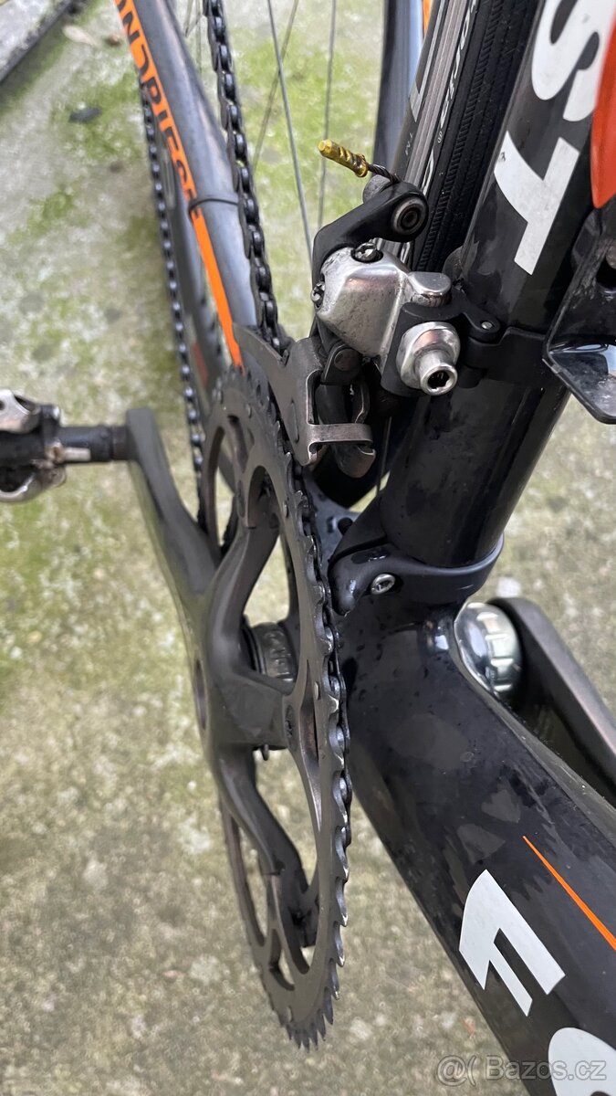 Celokarbonové silniční kolo Fondriest - 13