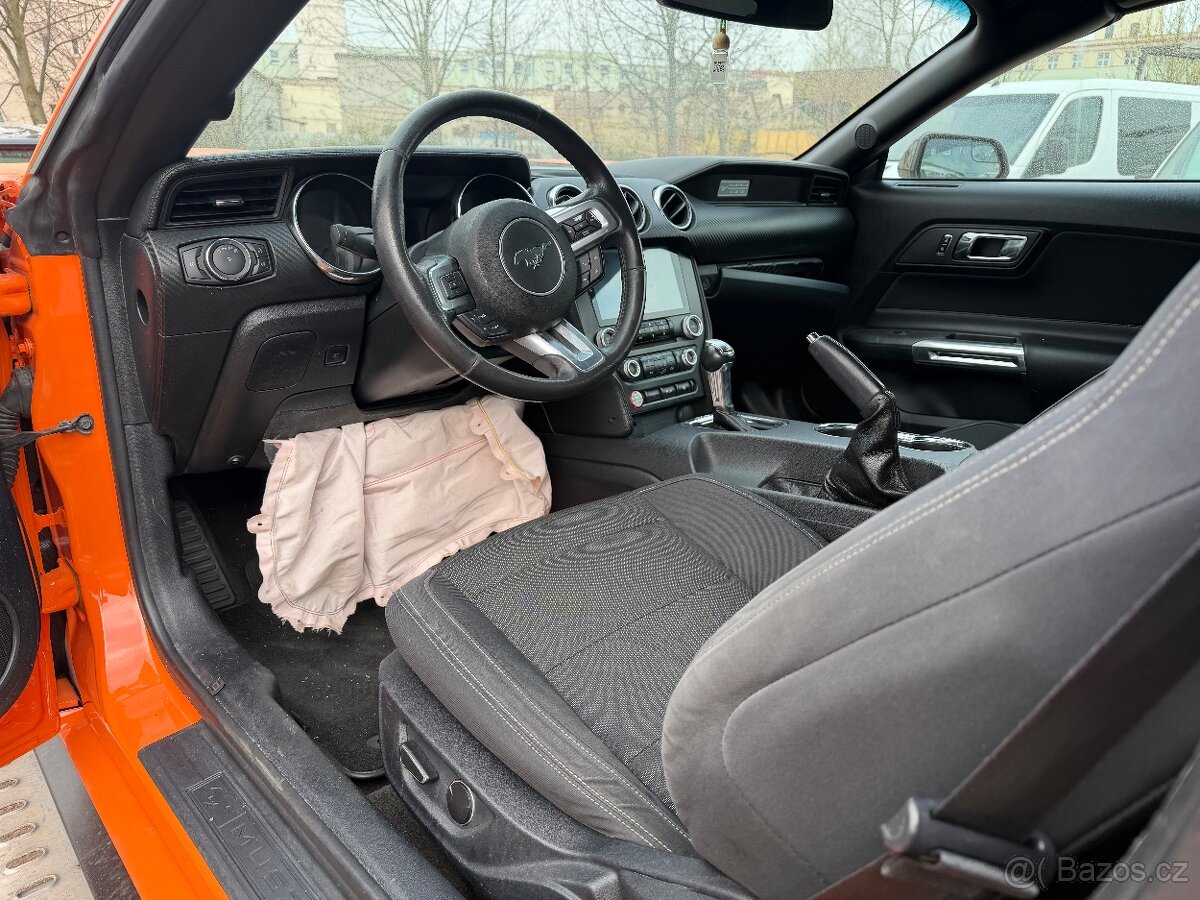 Ford Mustang 3.7 Cabrio 2015 DPH - 13