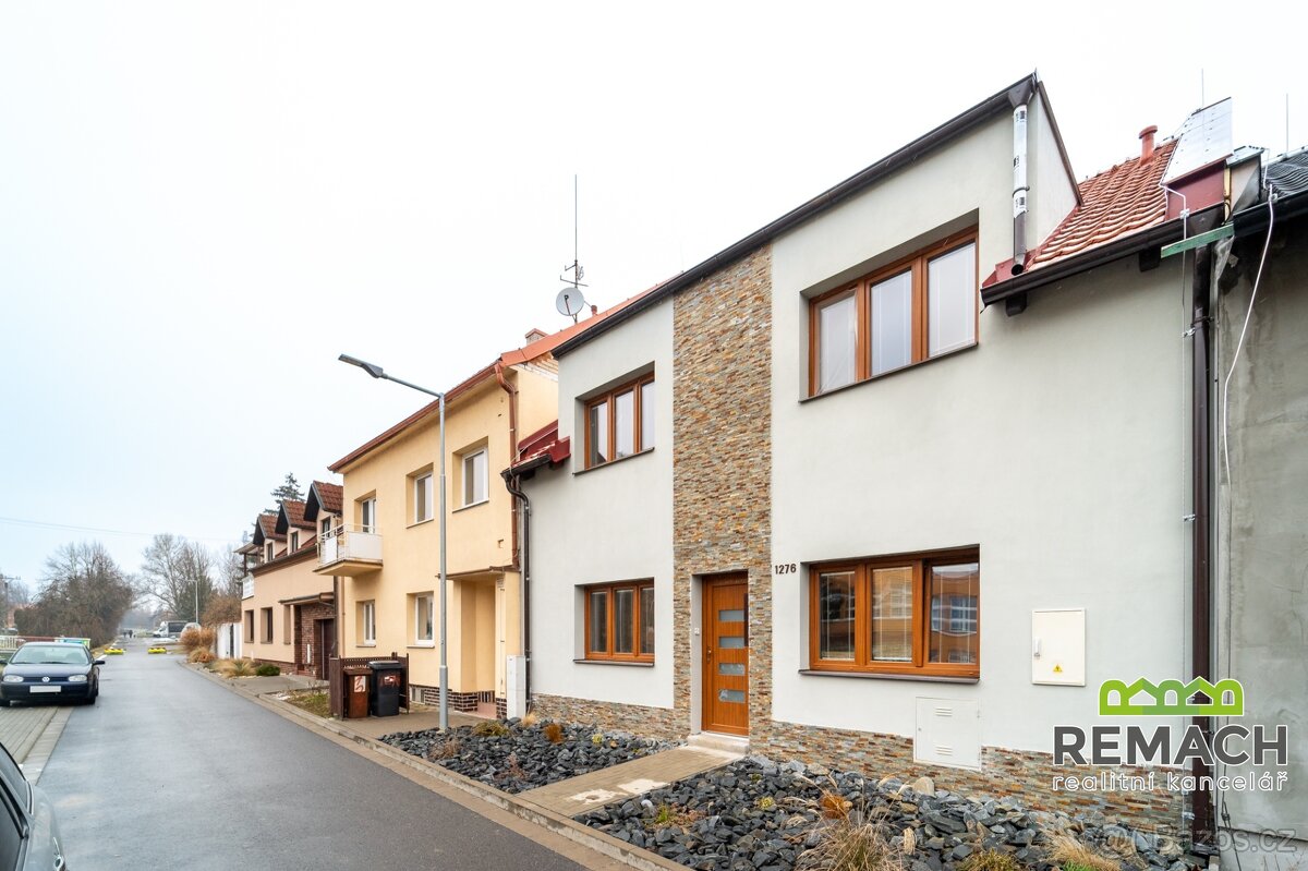 Pronájem, byt 3+kk, 110m2 Staré Město, ev.č. 03374 - 13