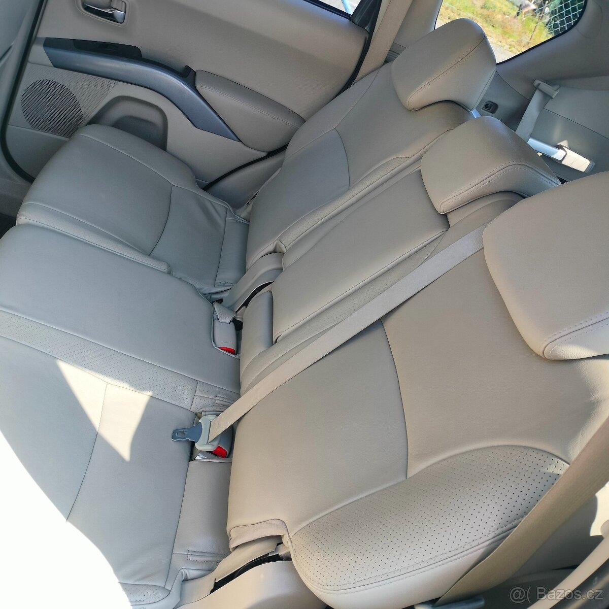 Mitsubishi Outlander 2,0 Di-D - 13