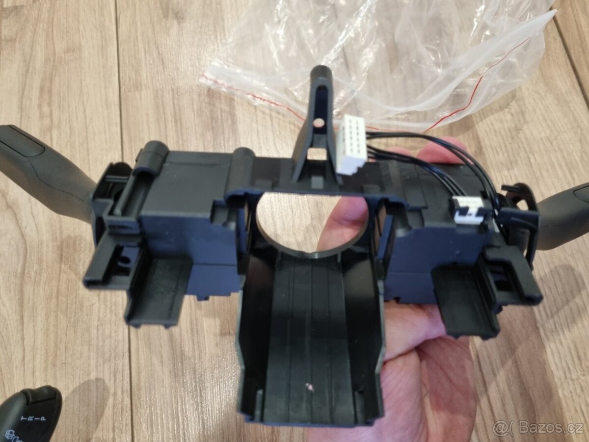 TEMPOMAT OVLÁDANIE PAČKY POD VOLANTOM OEM - 13