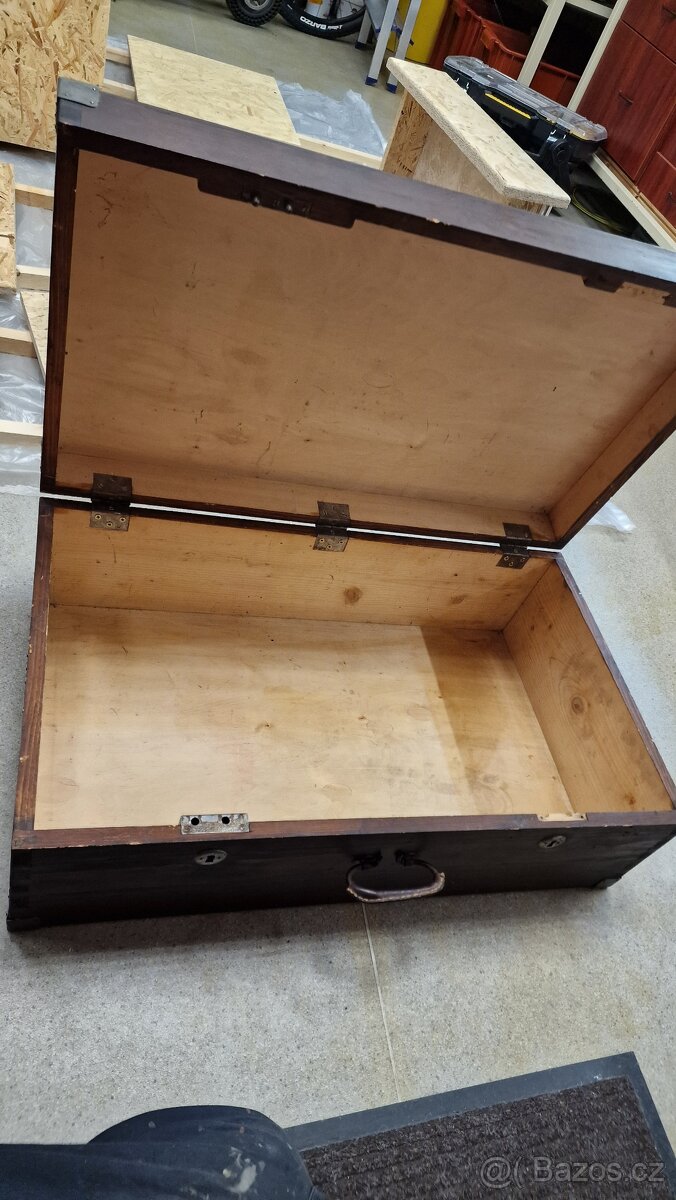 Stará truhla,kufr - 13