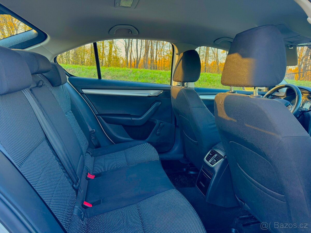 Škoda Octavia III 1.2 TSI 77kW Elegance - 13