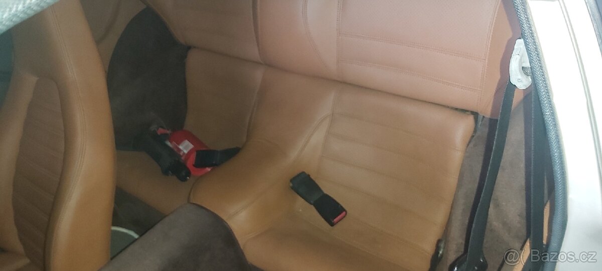 Porsche 944 - 13