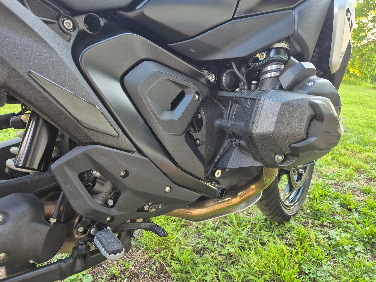 BMW R1300GS Triple Black, - 13
