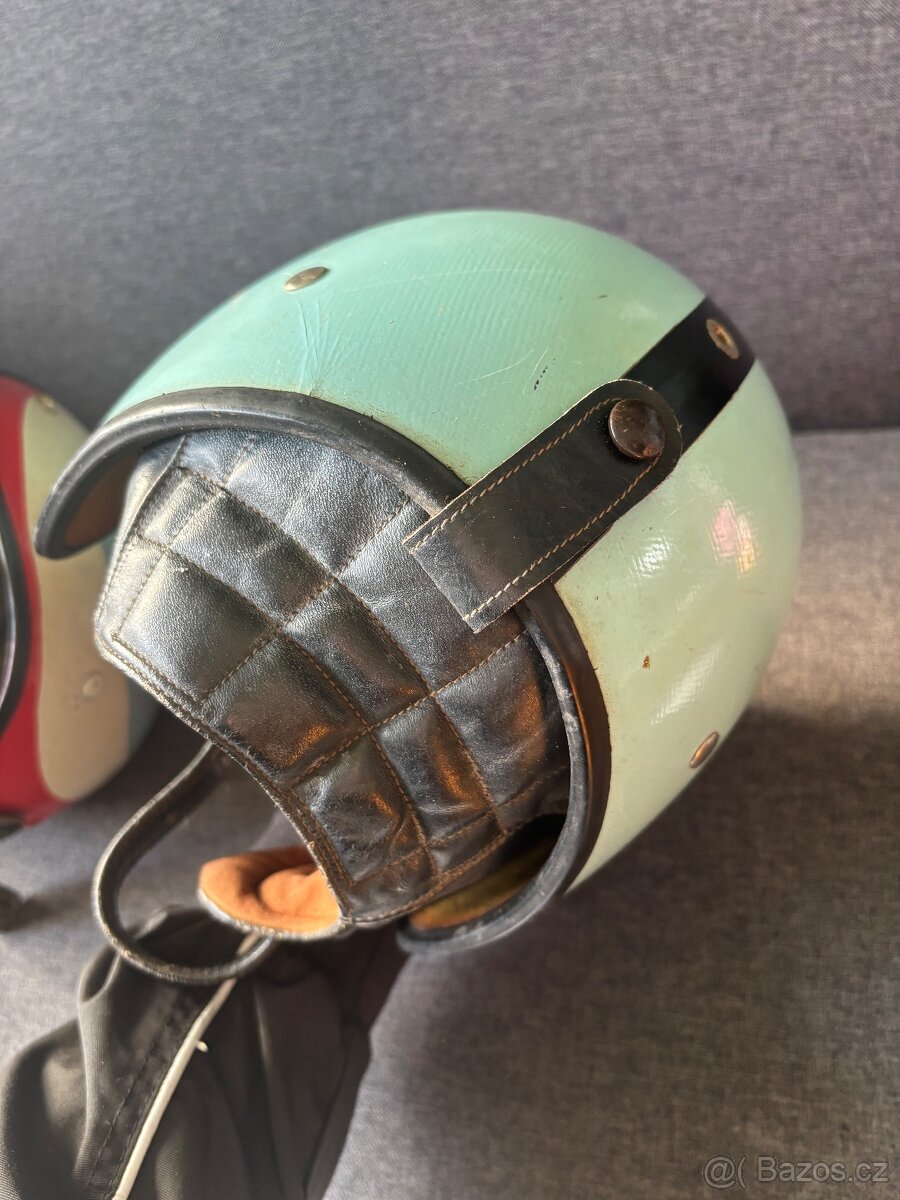 Kukla,přilby helmy - 13