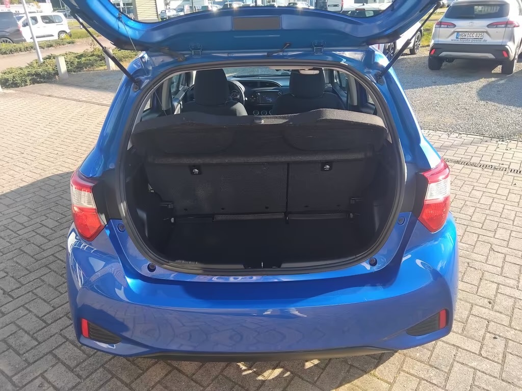 ► TOYOTA YARIS 1.5 82KW DUAL VVT-iE KAMERA-VÝHŘEV - 13