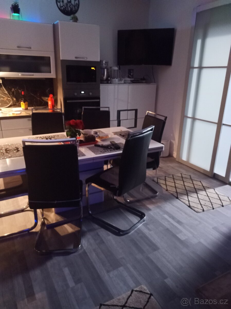 Prodej domu Obrnice 2 km od Mostu - 13