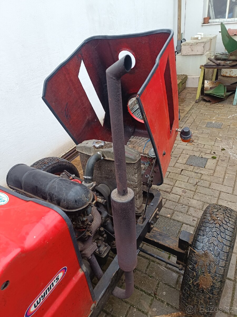 Malotraktor na prodej. - 13