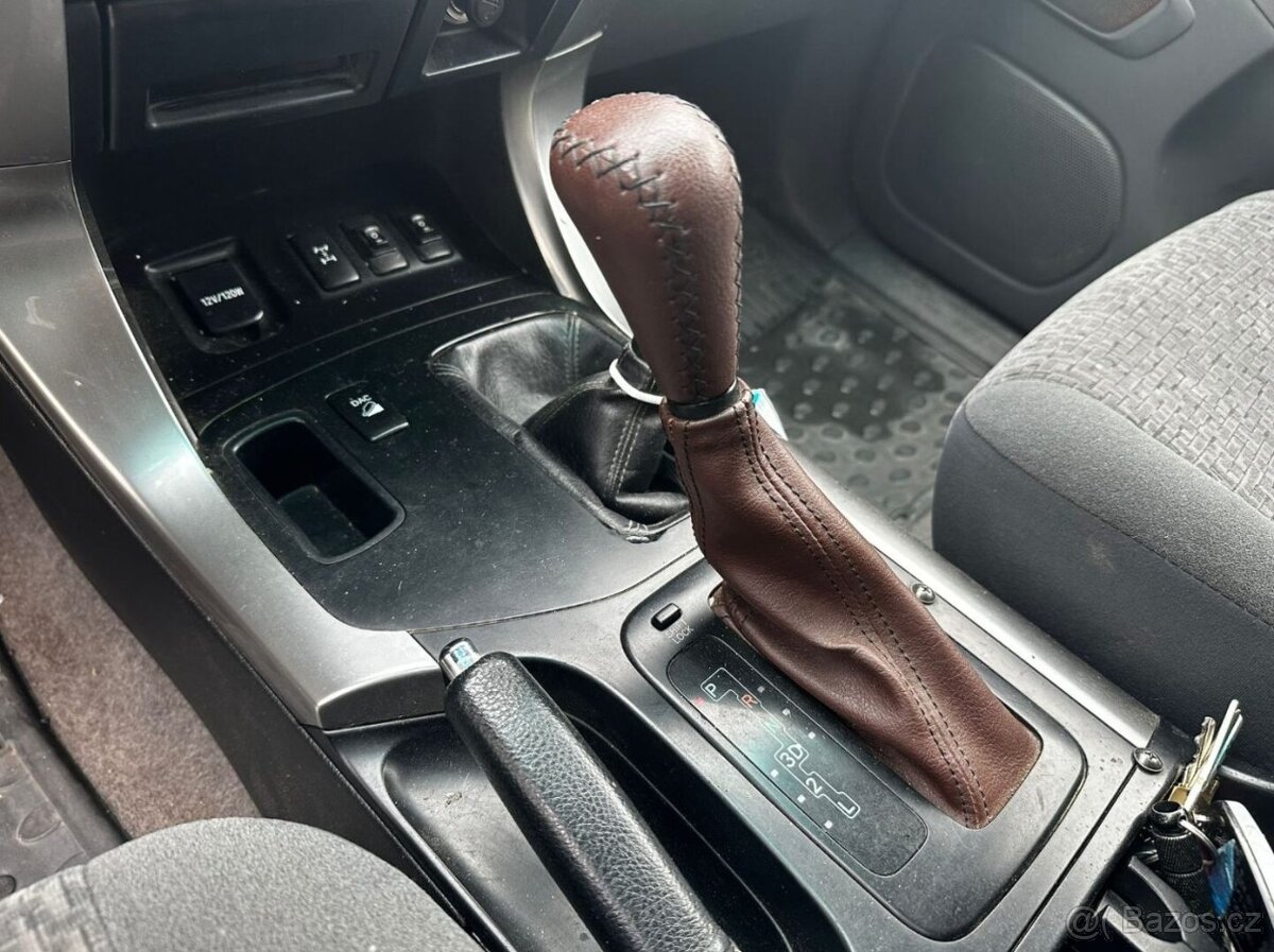 Toyota Land Cruiser 3.0 D-4D - 13