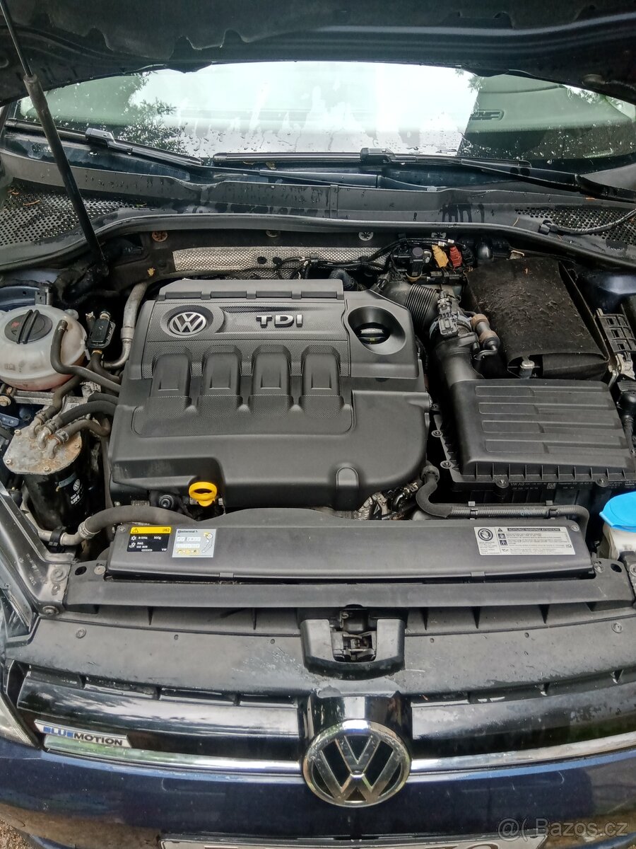 Prodám VW Golf 7 - 13