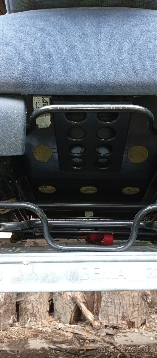 Sedačky do auta - 13