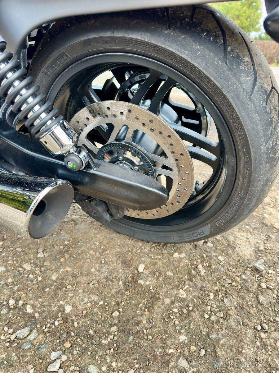 Triumph Thunderbird 1700 storm - 13