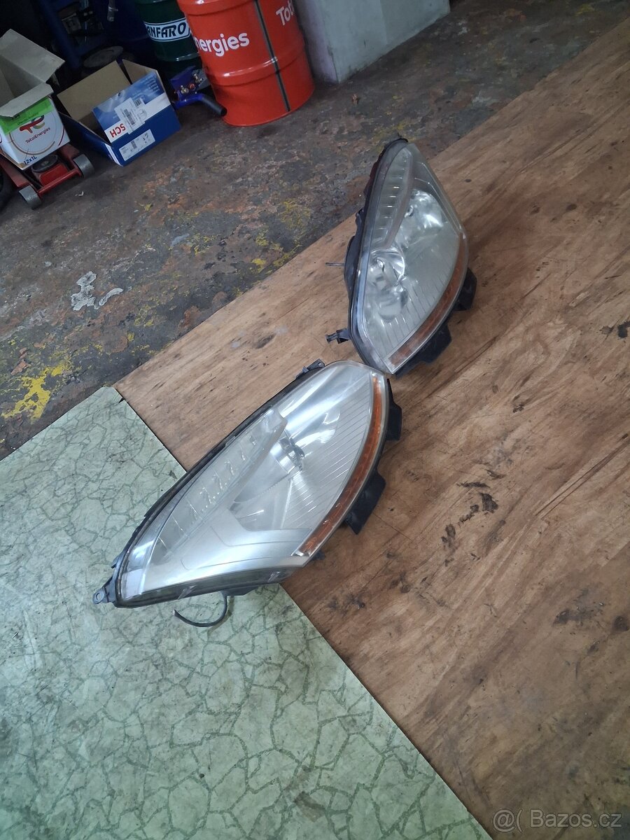 Předek,lampy C4 grand-picasso,rok 2009 - 13