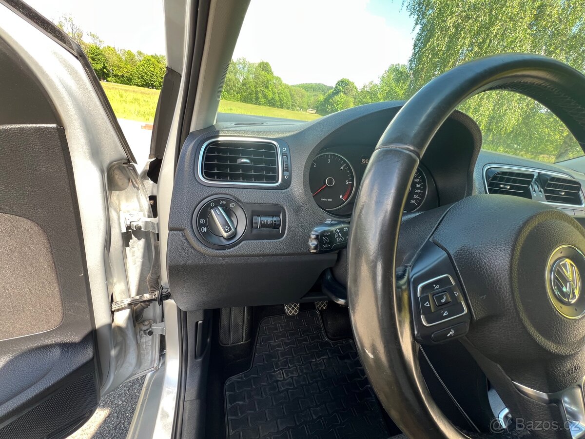 Volkswagen Polo 1.6 TDI - 13