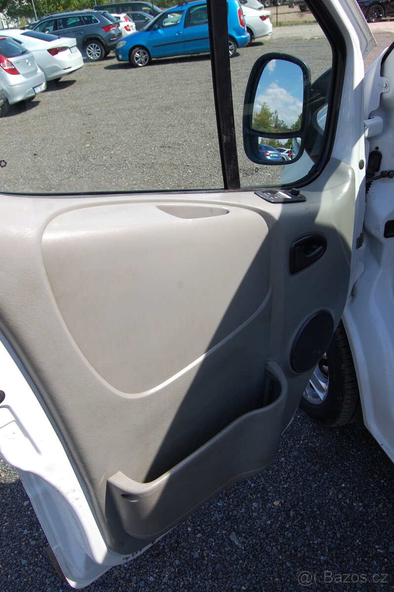 Nissan Primastar 2.0dci - 13
