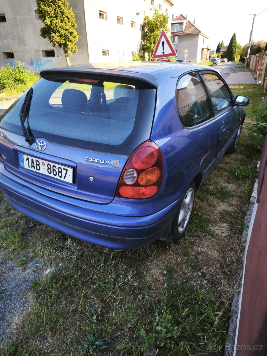 Toyota Corolla 1.4 6st.man. modrá met. - 13