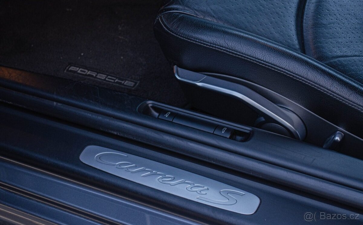 Porsche 911 (997) Carrera S 3.8 - 13