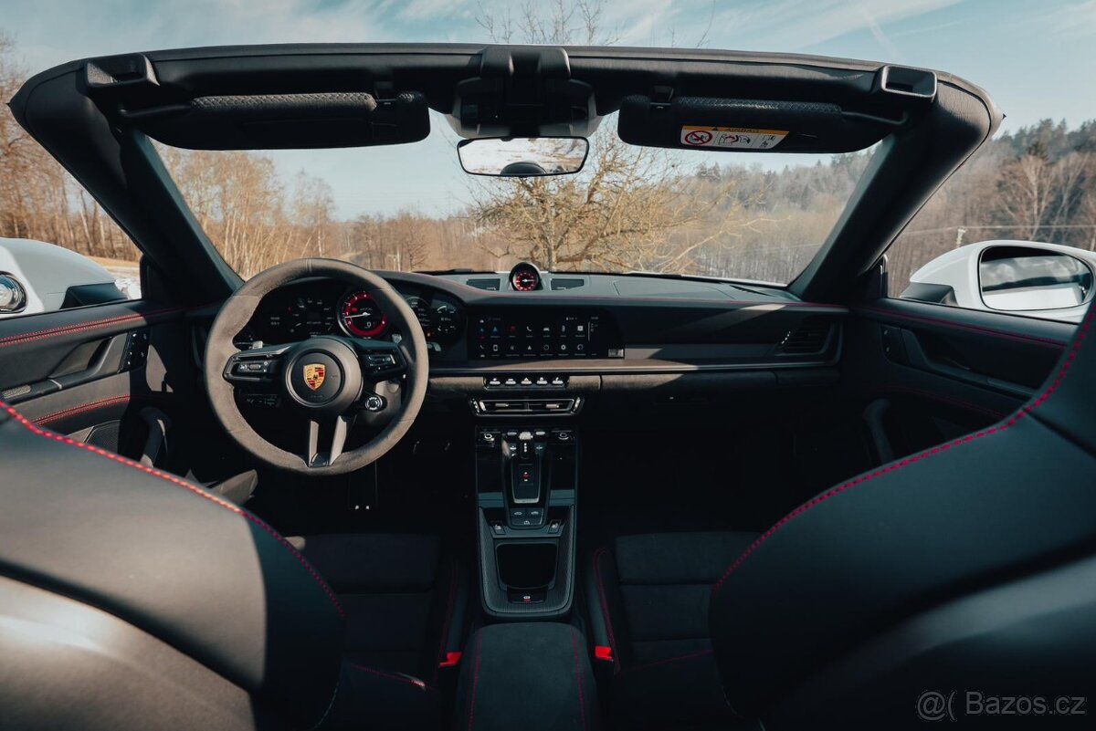 Porsche 911 Carrera GTS Cabriolet (992) - 13
