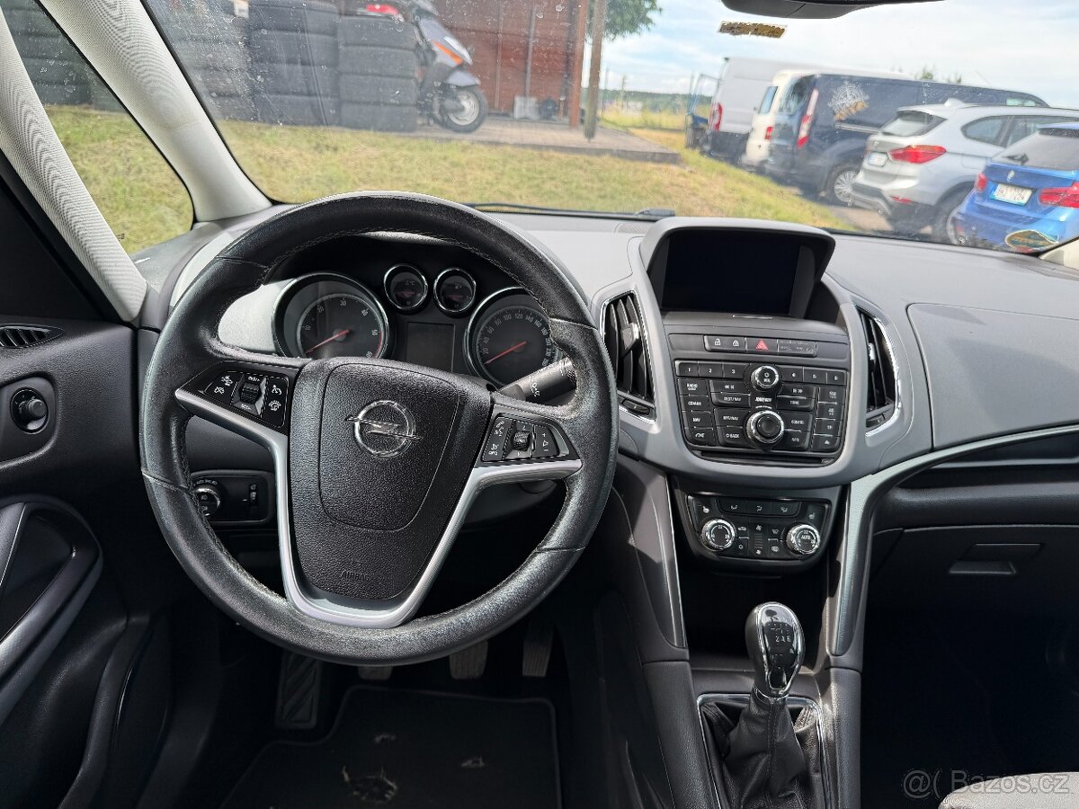 Opel Zafira 2.0 CDTi TOURER 7 MIST - 13