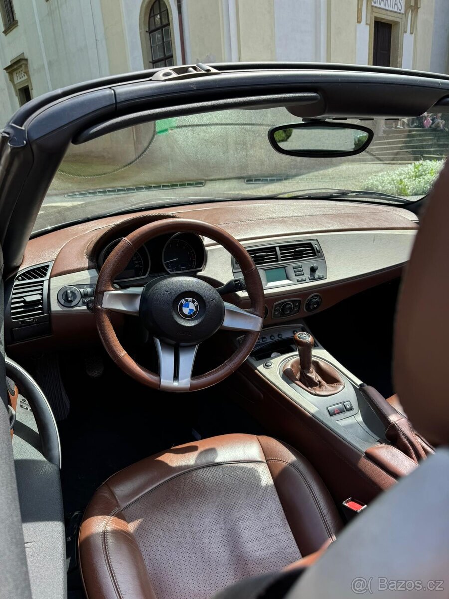 BMW Z4 e85 cabrio 2004 zajímavý interiér 2,5 141kw 6ti válec - 13