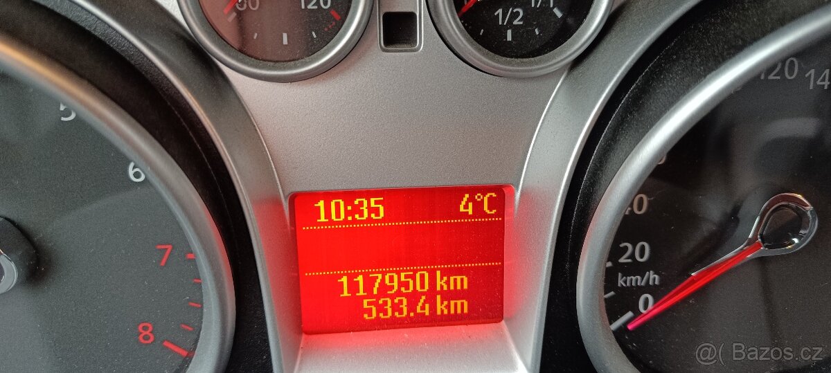 Ford Focus mk.2, 2010, 1.6, 74kW - 13