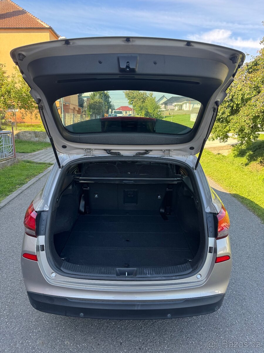 HYUNDAI I30 1.6 CRDi 81kW 2018 - 13