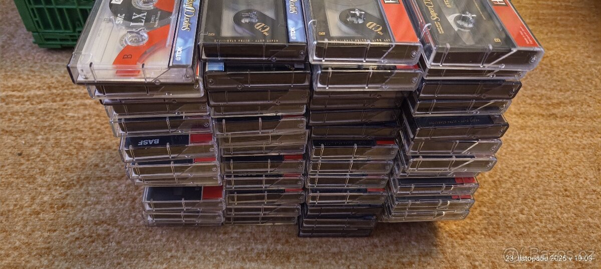Nabízím cca 700 MC kazet Chromky, Metal MC Raritní , HF - 13