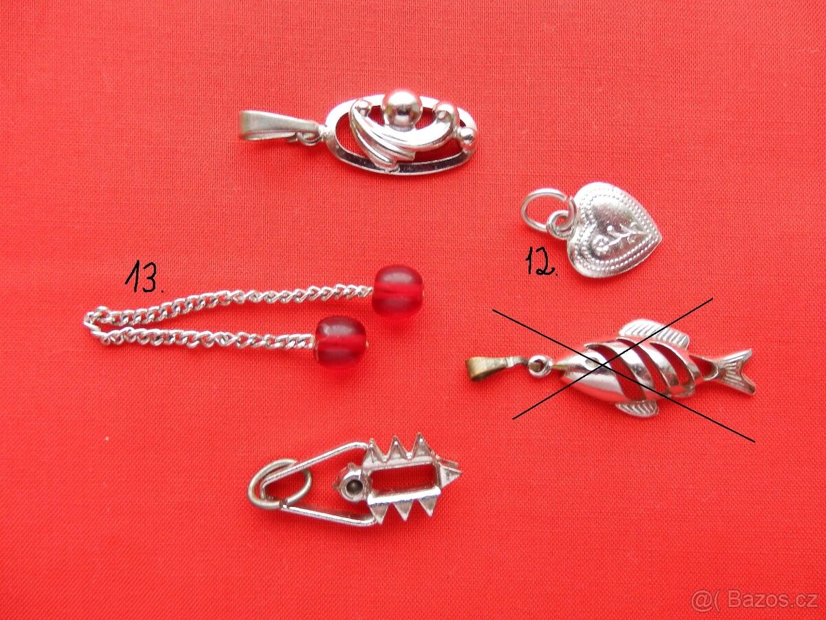 Bižuterie a doplňky. Náramek, řetízek, přívěšky.. - 13