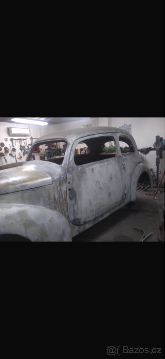 Karosérie Škoda Tudor 1101 dvoudvířko - 13