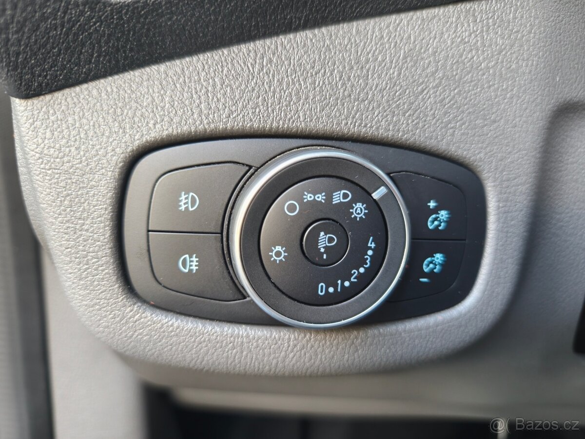 Ford Tourneo Connect Titanium - 13