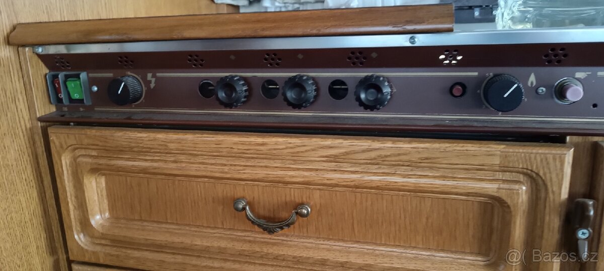 Hobby LandHaus karavan - 13