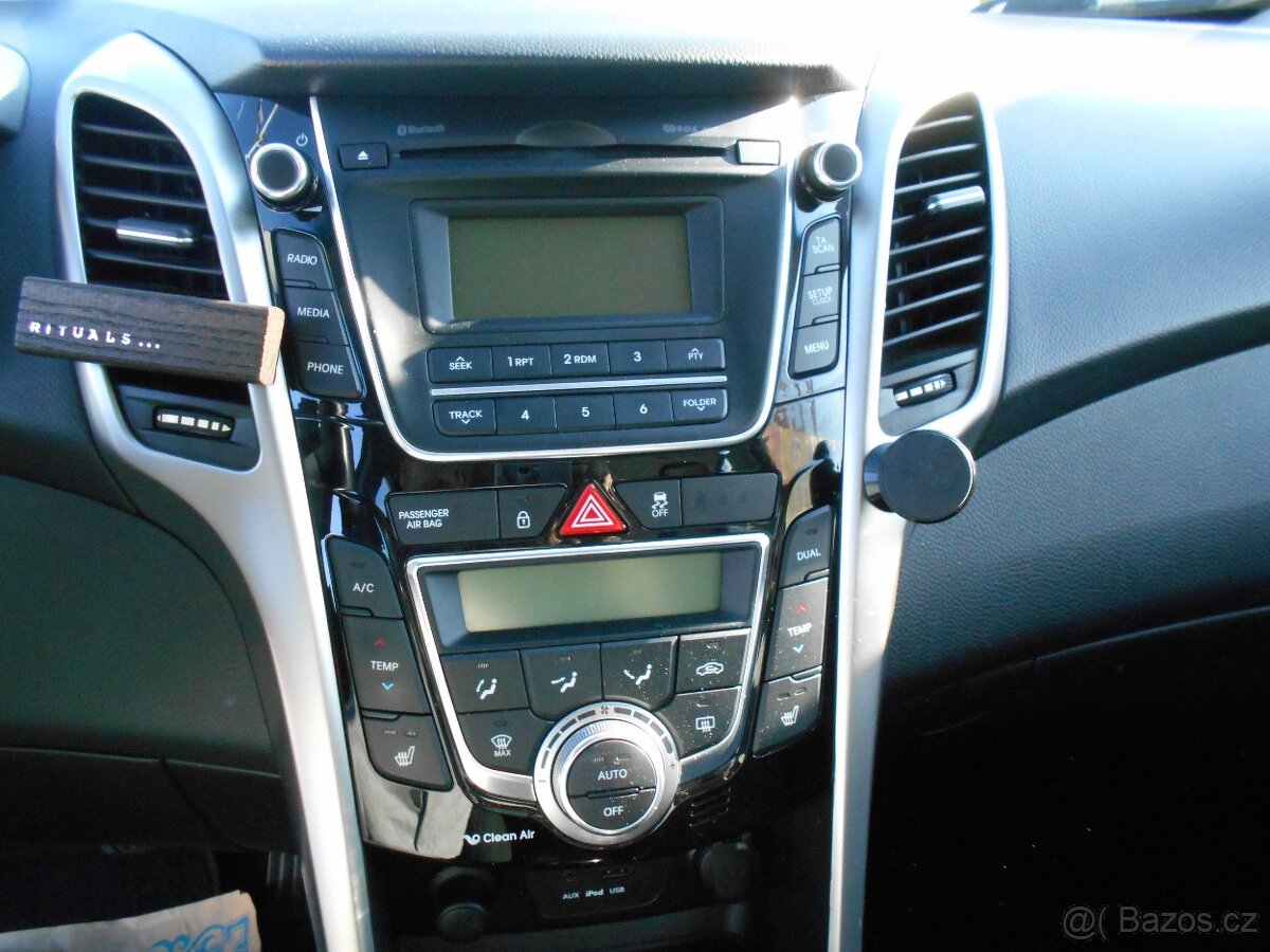Hyundai i30 1.4 cvvt - 13