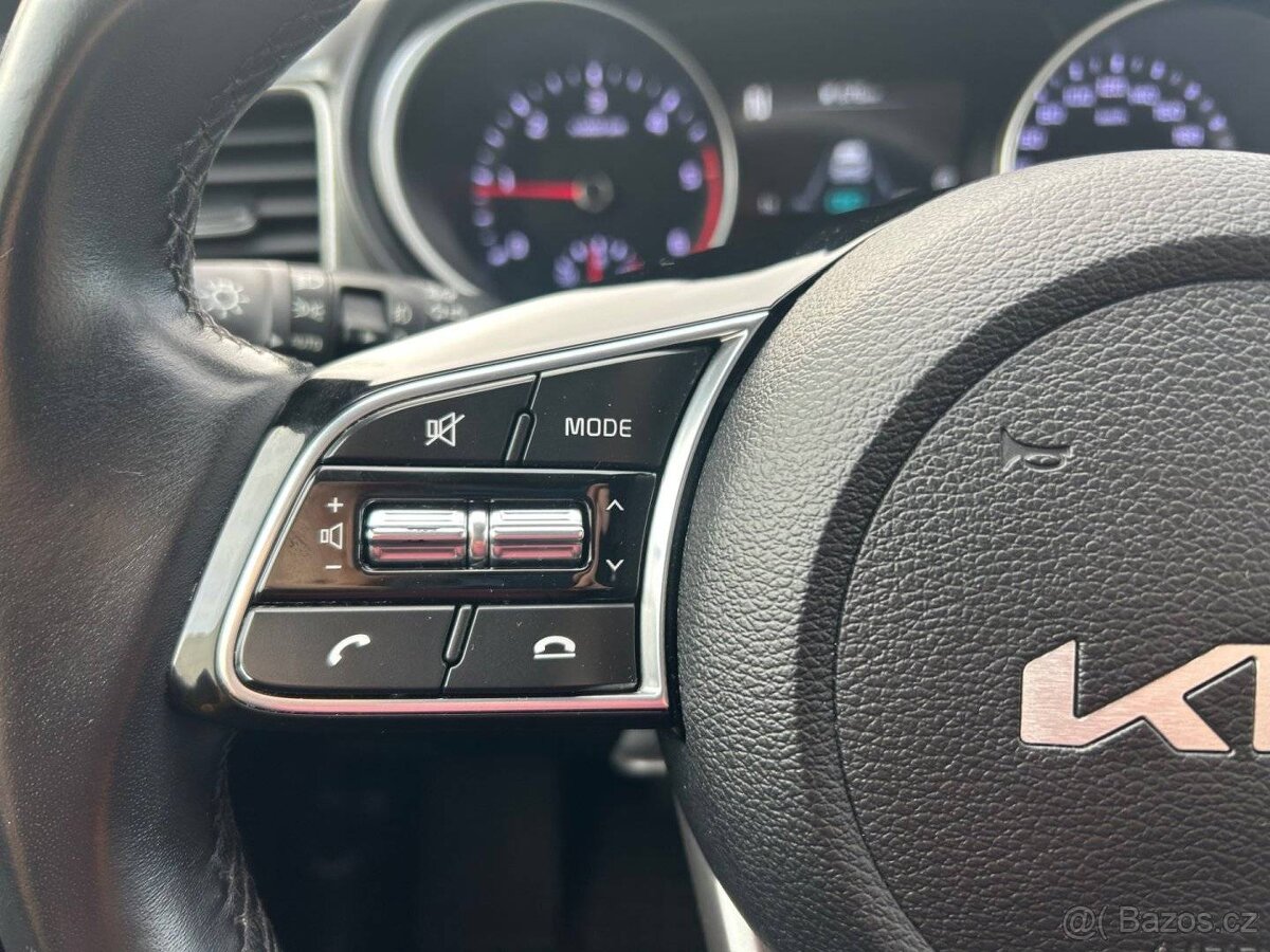 Kia Cee´d, 1.6 CRDi 100kW/1.Maj./DPH/ČR - 13