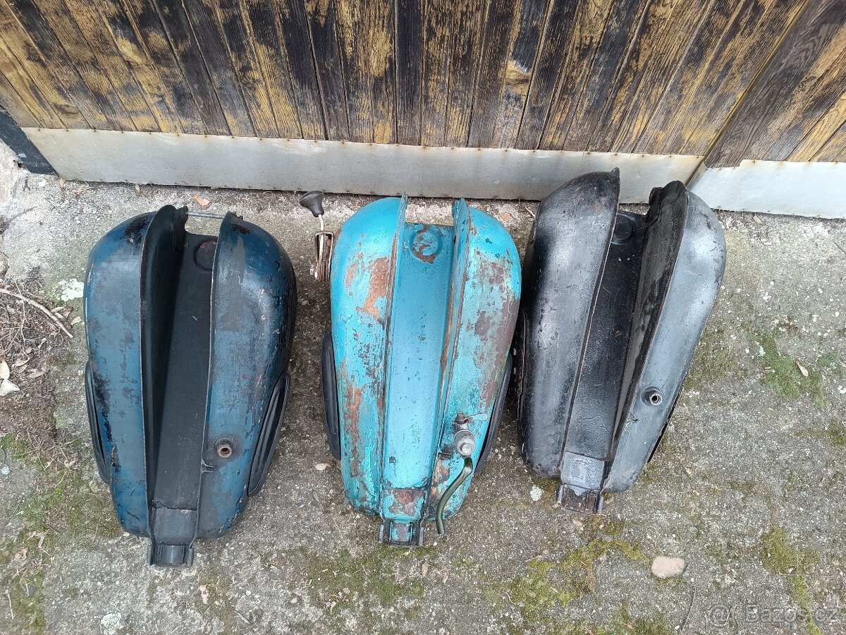 Nádrž K750 K650 K750M MT9 MV750 MB750 Dněpr Ural - 13