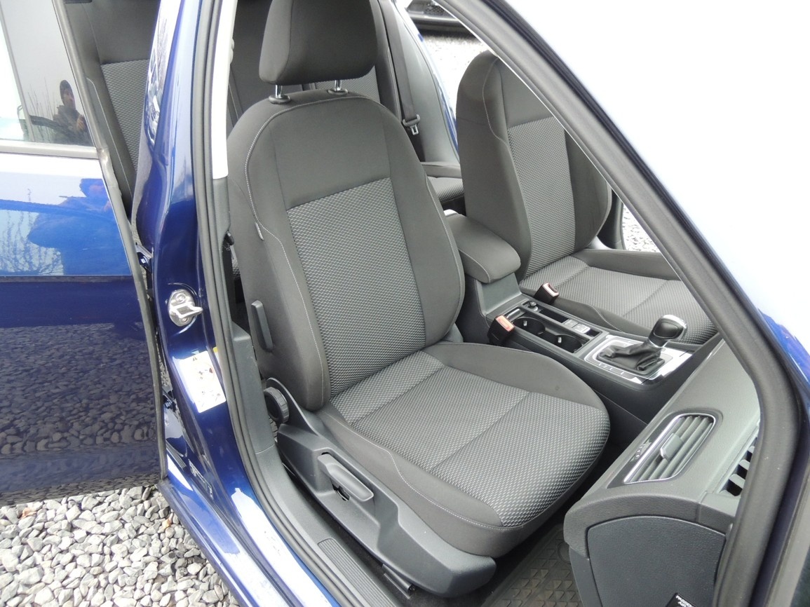 VW Golf Variant 1.6TDi,85kw,DSG,2019,2majitel,-21%DPH - 13