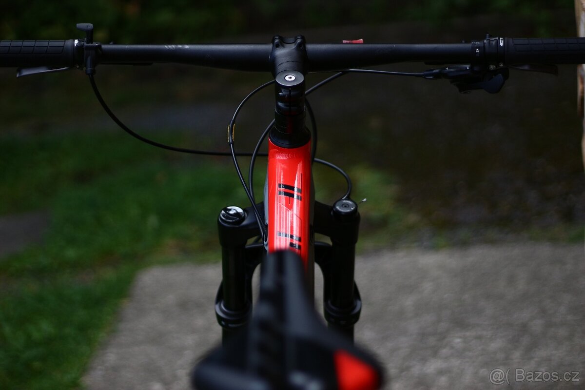 CTM Rascal 2.0 matná šedá/červená 27.5" - M/17“ - 13