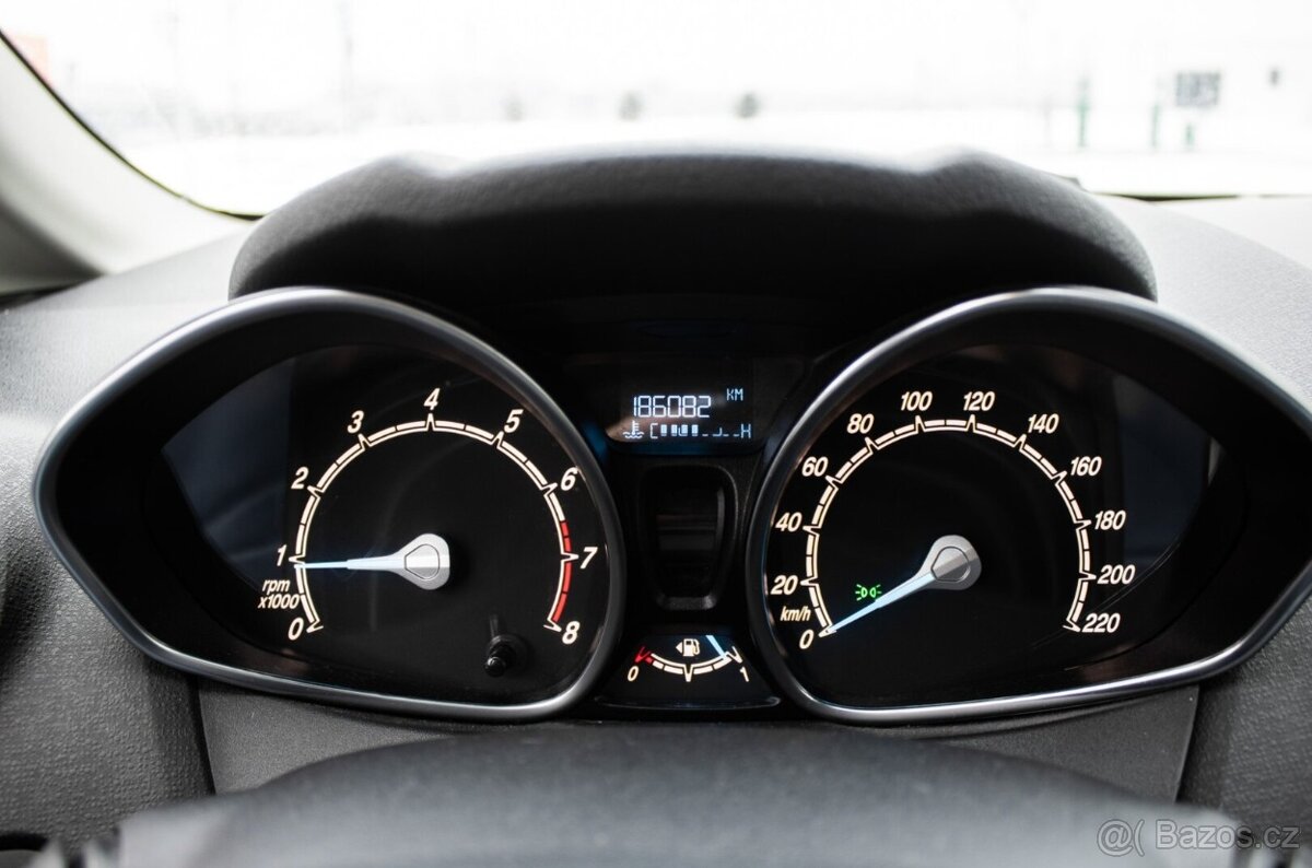 Ford Fiesta 74kW (2013) - 13