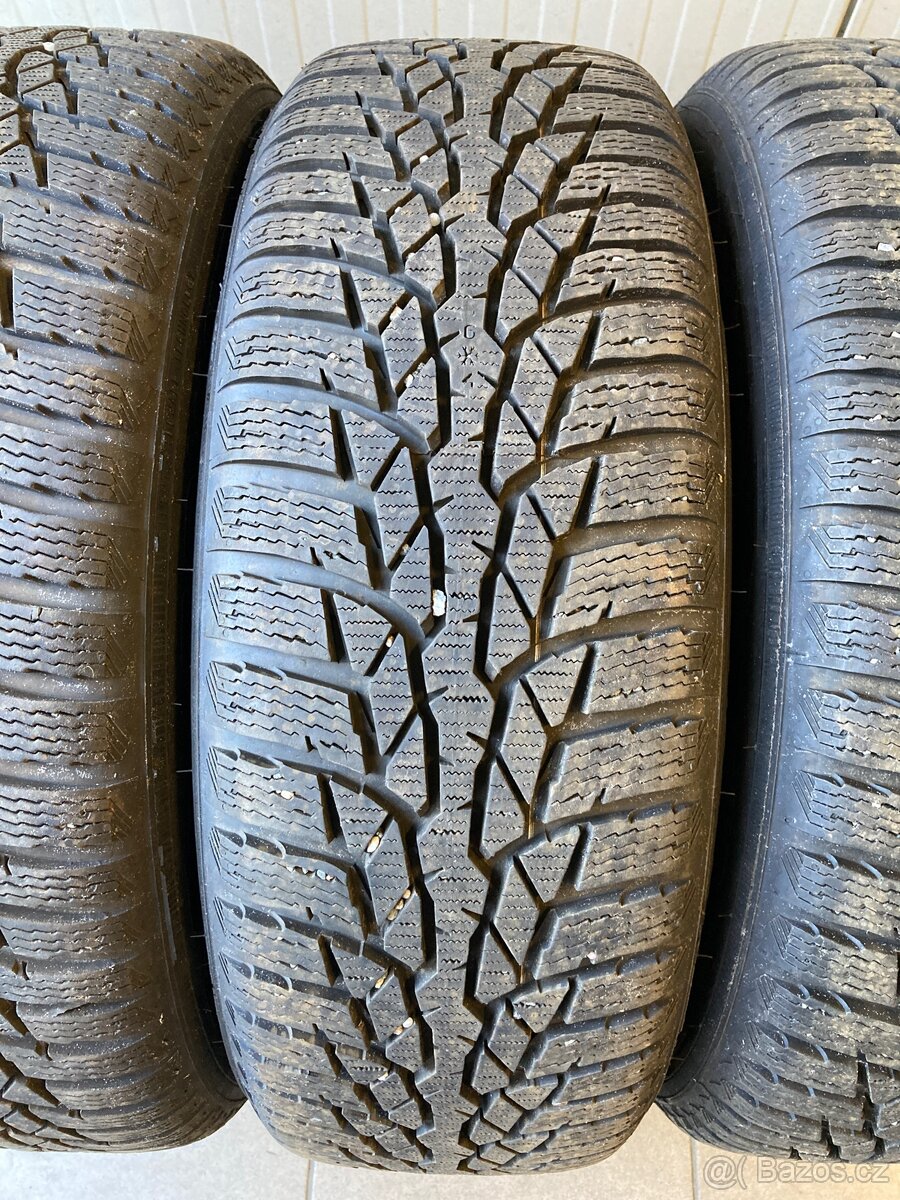 Zamluveno Zimní sada kol Škoda Scala R16 Nokian 195/60/16 - 13