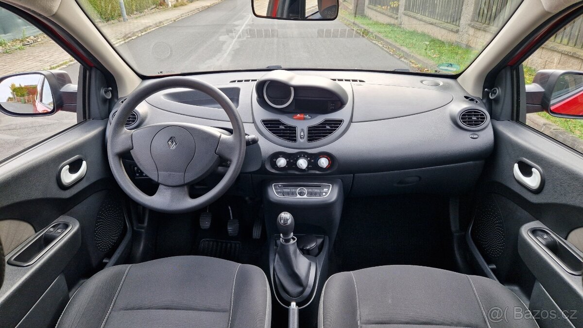 Renault Twingo 1.2i 55Kw Klima,Centrál na DO,Zimáky TOP - 13